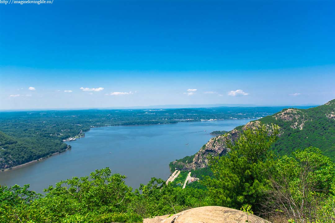 breakneck ridge view